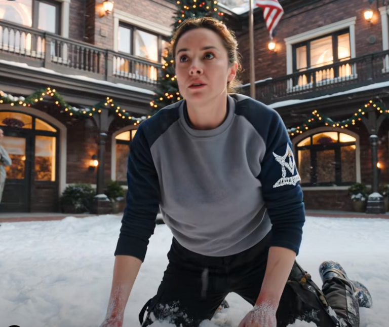 Des cadets l'ont bousculée, puis ont découvert qu'elle était une ancienne combattante des Navy SEAL. Le matin