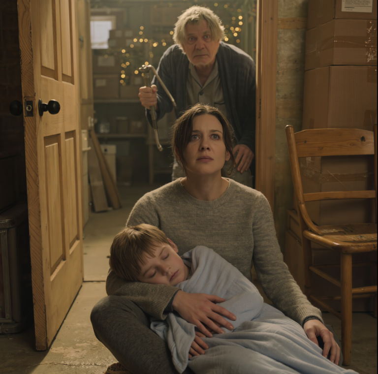 Mon mari m'a enfermée dans le débarras avec notre fils fiévreux pendant qu'il partait en vacances avec sa maîtresse. Au beau milieu de la nuit, mon beau-père a défoncé la porte et s'est précipité à l'intérieur : « Mon fils, il est arrivé quelque chose à ton mari. » Je…