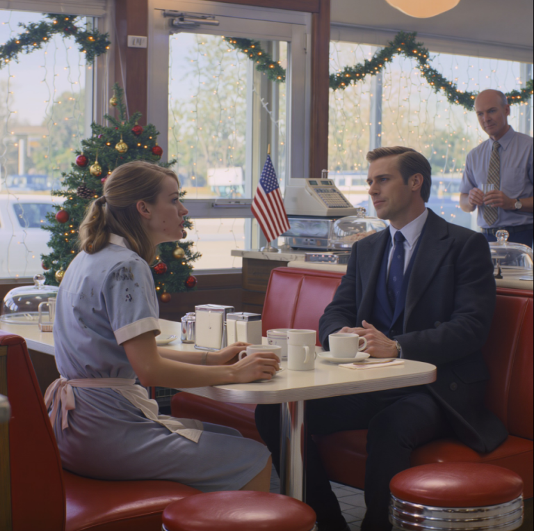 Mon père était gravement malade. J'ai supplié pour obtenir un congé d'urgence. Mon responsable m'a répondu : « Ce n'est pas mon problème. Remplacez-moi ou vous êtes viré. » J'ai pris une semaine de congé. À mon retour, le FBI et le PDG m'attendaient…