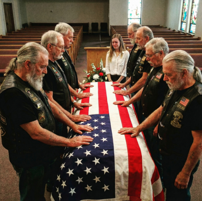 Huit motards ont porté le cercueil de mon grand-père